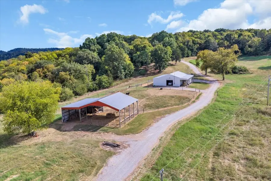 1527 Old Belfast Rd, Lewisburg, TN 37091 - #3