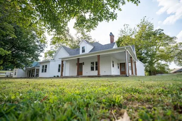 221 S Military Ave, Lawrenceburg, TN 38464