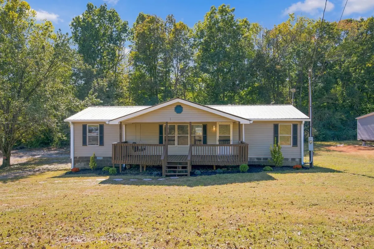 1005 Briarwood Dr, Charlotte, TN 37036 - #1