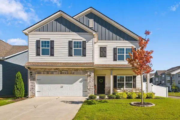 500 Charing Cross Dr, Lebanon, TN 37087