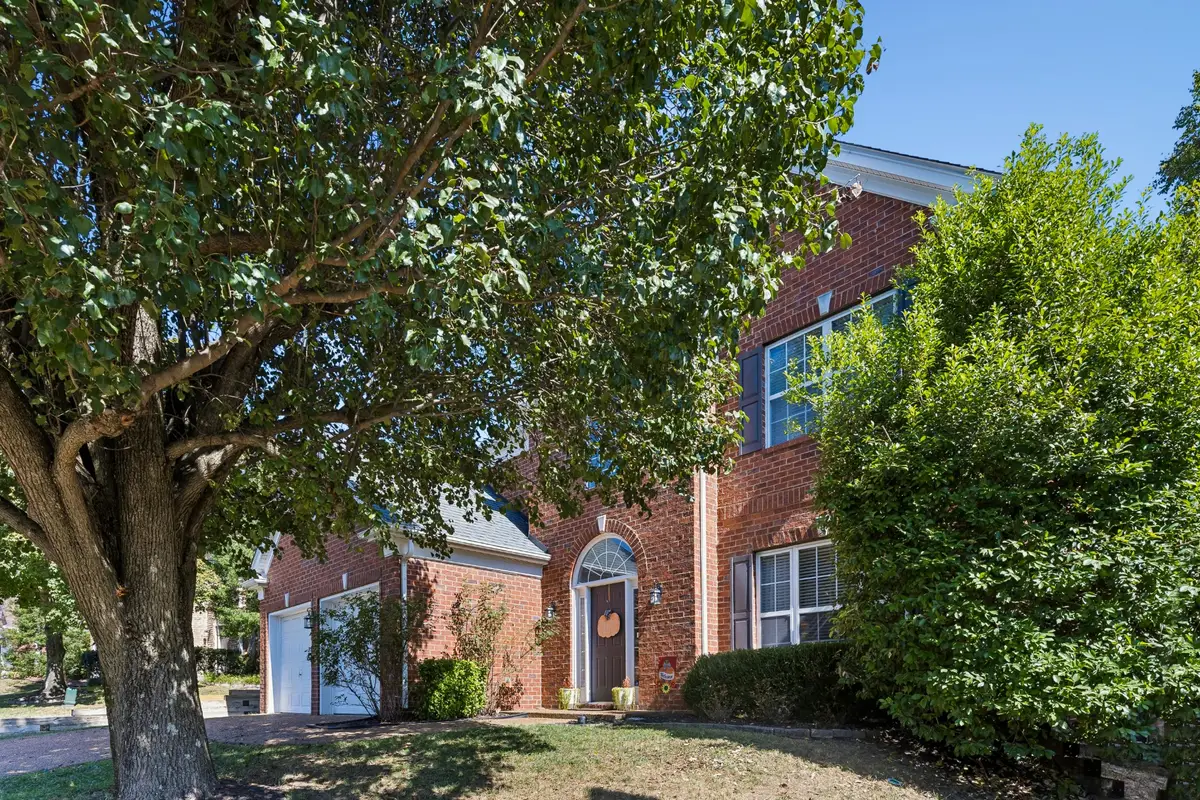 5816 Sterling Oaks Dr, Brentwood, TN 37027 - #1