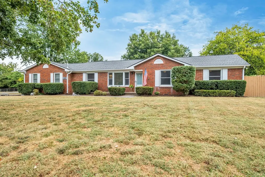 2518 Meadowood Dr, Nashville, TN 37214 - #1
