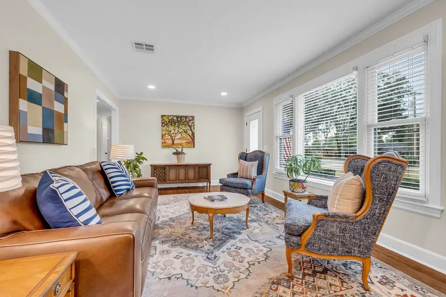2518 Meadowood Dr, Nashville, TN 37214 - #2