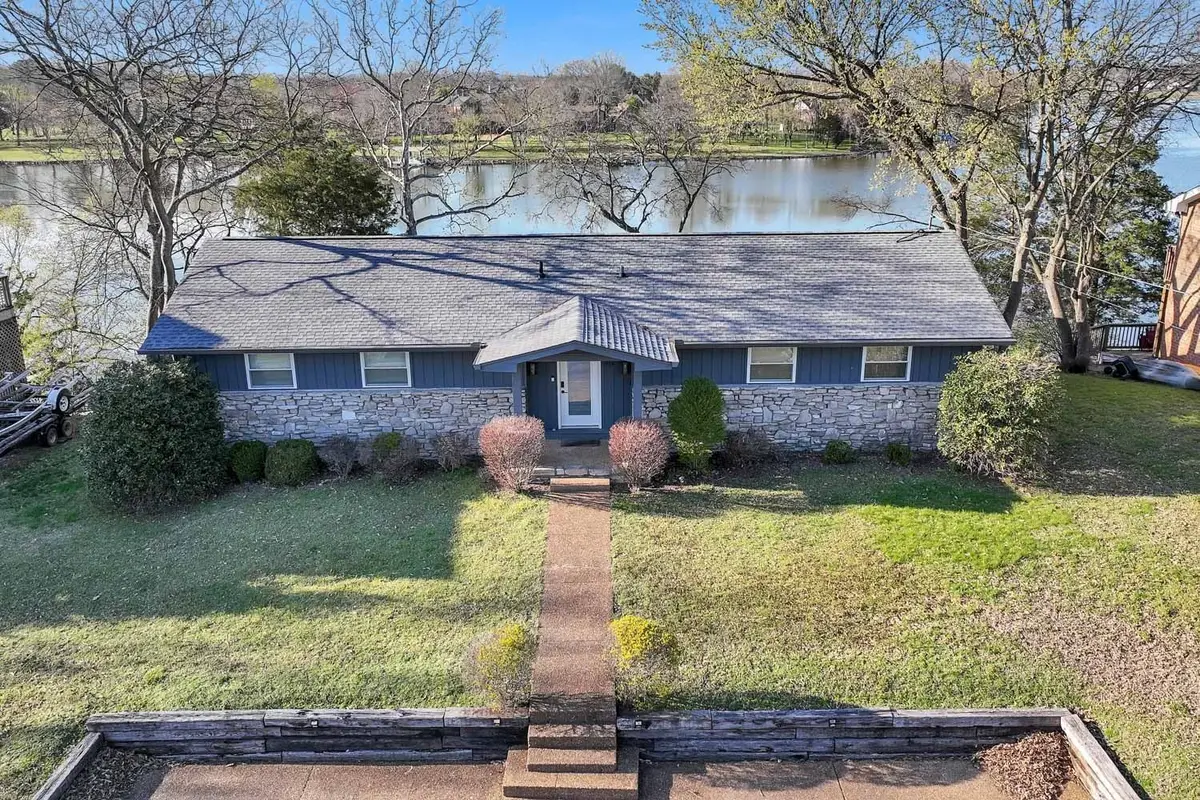 939 Aqua Dr, Gallatin, TN 37066 - #1