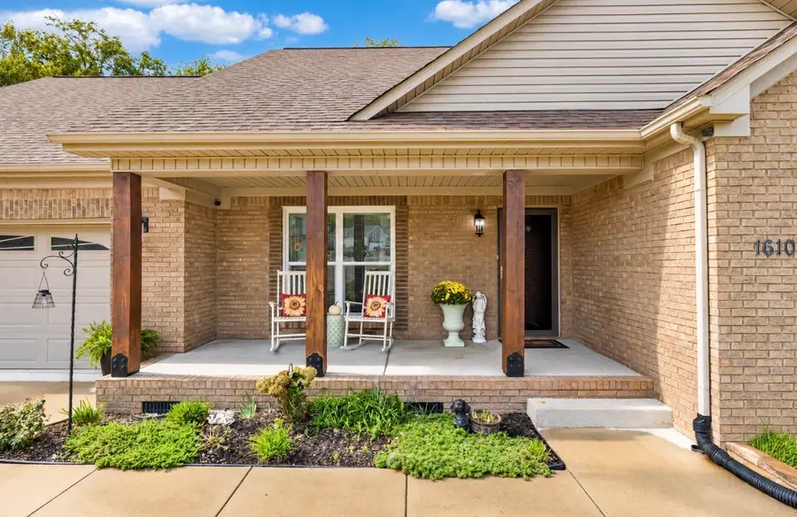 1610 Rugby Ct, Columbia, TN 38401 - #2