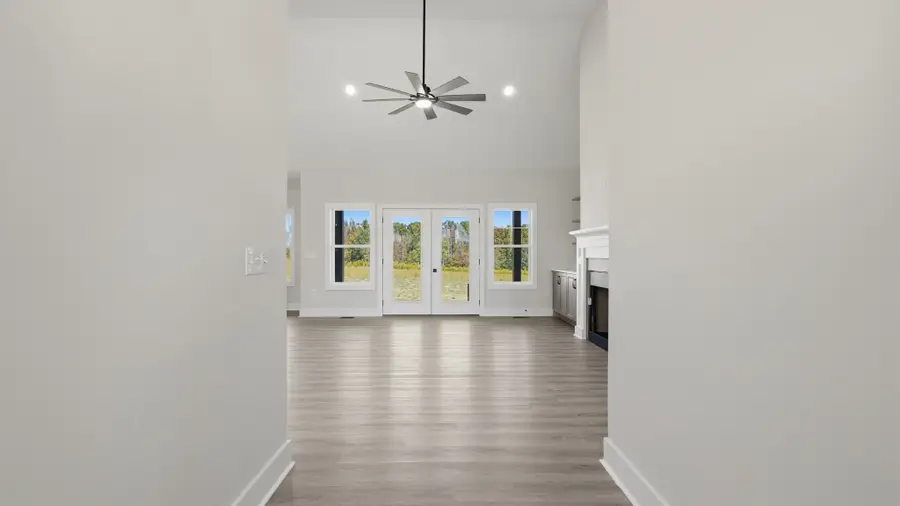 1284 Old Shelbyville Hwy, Tullahoma, TN 37388 - #2