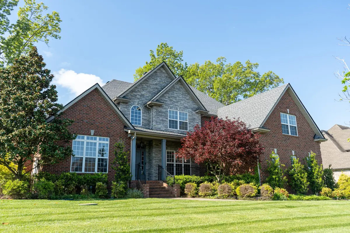 1215 Twin View Dr, Murfreesboro, TN 37128 - #1