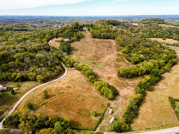 6735 Cross Keys Rd, College Grove, TN 37046