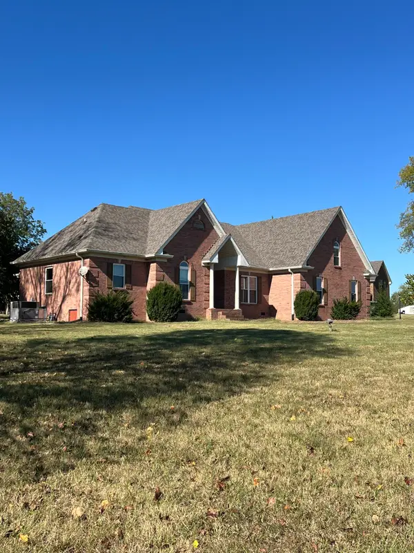 1324 Long Hollow Pike, Gallatin, TN 37066