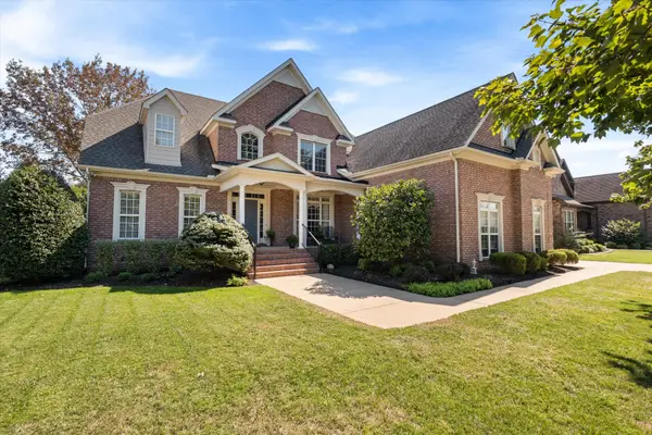 3336 Clovercroft Dr, Murfreesboro, TN 37130