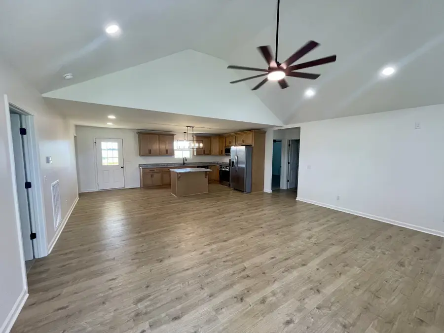 100 Donald Rd, Lafayette, TN 37083 - #3