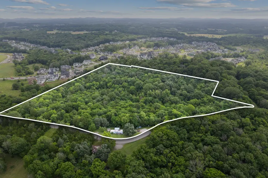 6417 Locust Ridge Rd, College Grove, TN 37046 - #2
