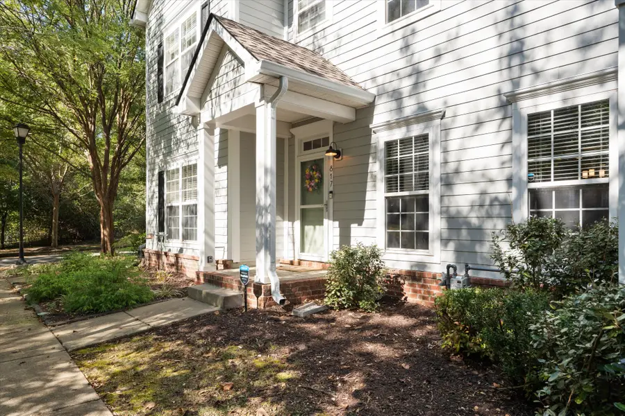 817 Hobbit Ln, Nashville, TN 37211 - #3