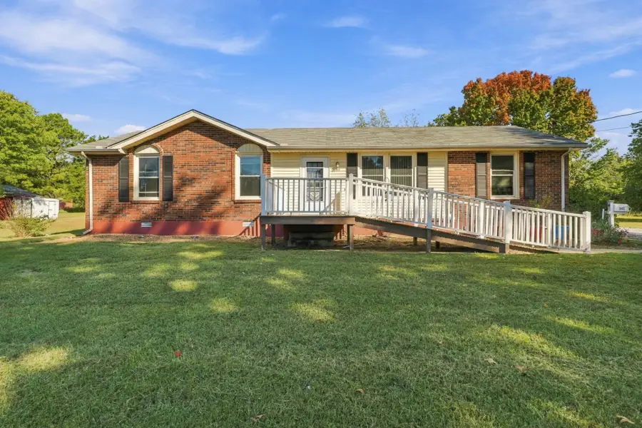 341 Raymond Hodges Rd, Cottontown, TN 37048 - #2