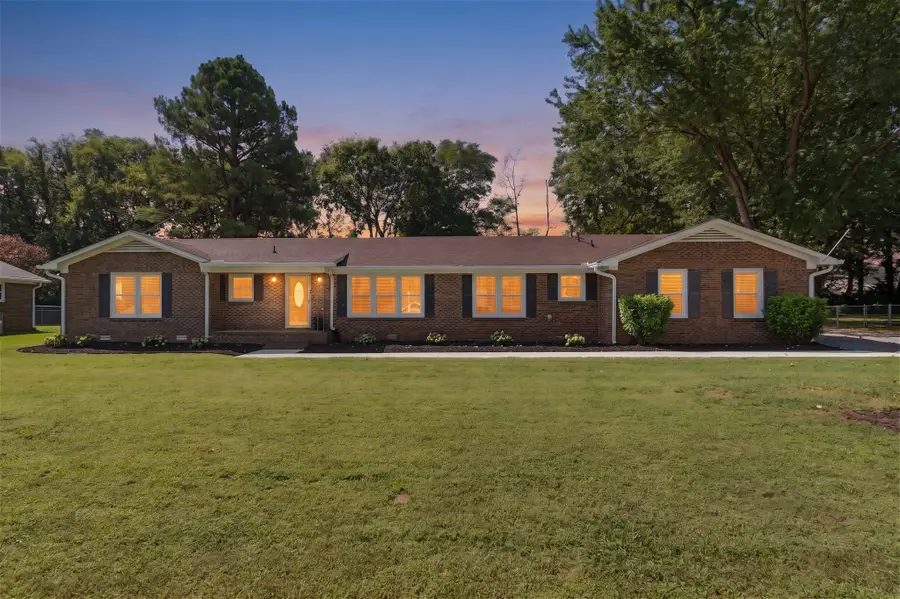 2353 Braxton Bragg Dr, Murfreesboro, TN 37129 - #2