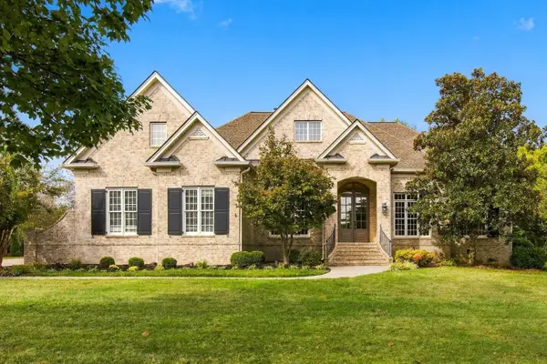 1735 Richbourg Park Dr, Brentwood, TN 37027