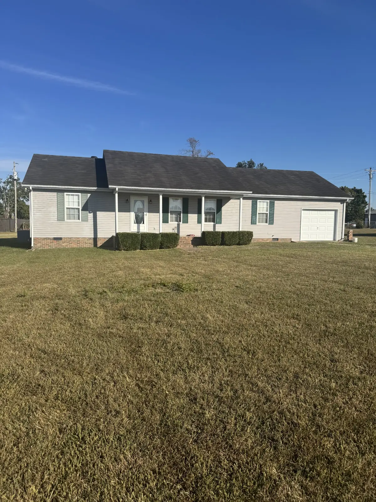 70 Joyce Cir, Lafayette, TN 37083 - #1