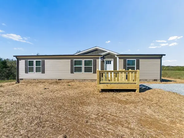 289 Oakmere Ln, Lafayette, TN 37083