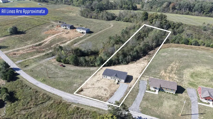 289 Oakmere Ln, Lafayette, TN 37083 - #3