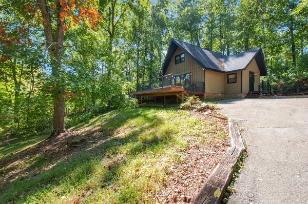 7710 Chester Rd, Fairview, TN 37062
