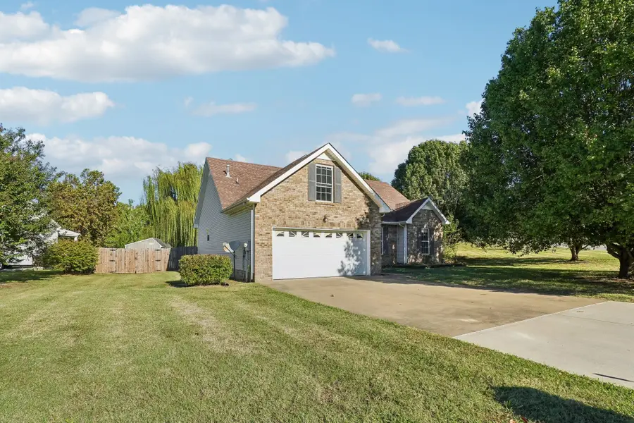 3358 Brownsville Rd, Clarksville, TN 37043 - #2
