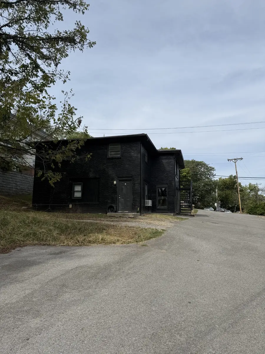 952A Strouse Ave, Nashville, TN 37206 - #2