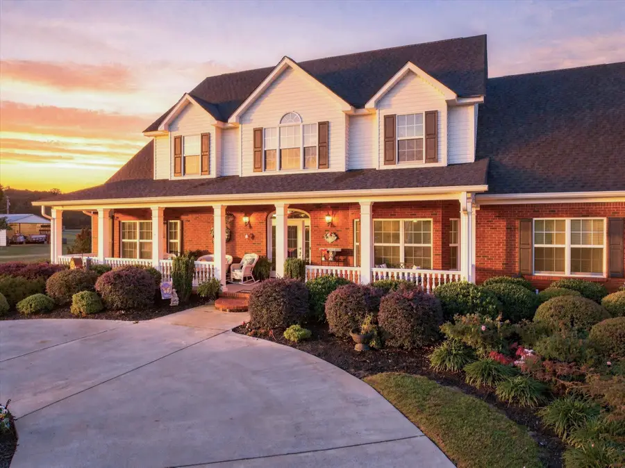 417 Twin Cedars Road, Rock Spring, GA 30739 - #2