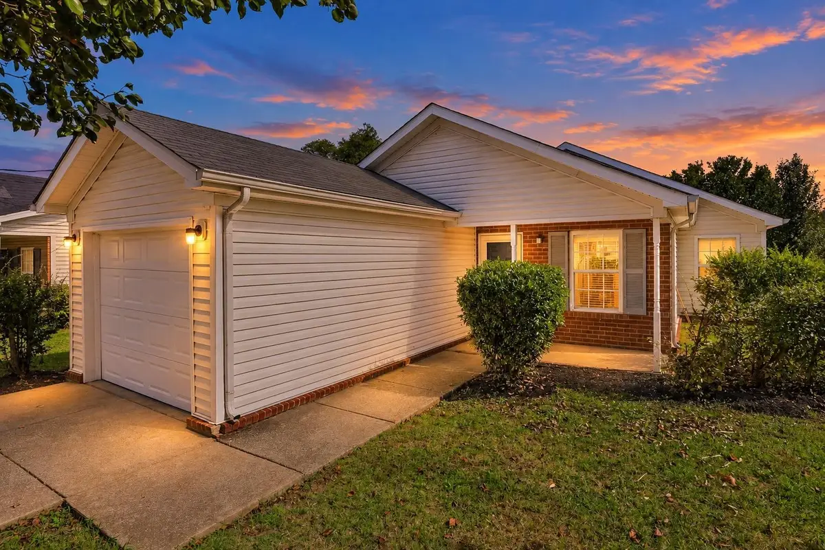 1524 James Gafford Dr, La Vergne, TN 37086 - #1