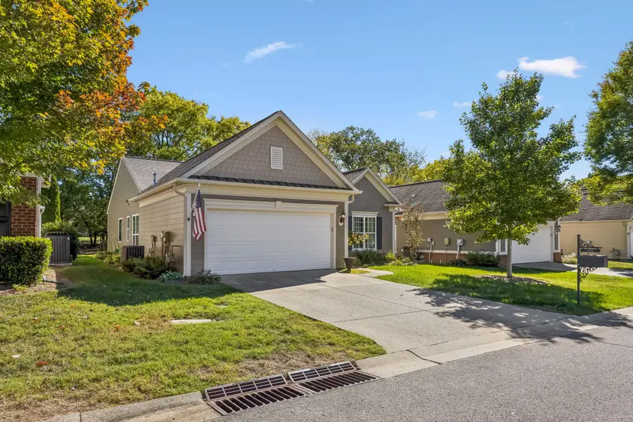 171 Navy Cir, Mount Juliet, TN 37122 - #2