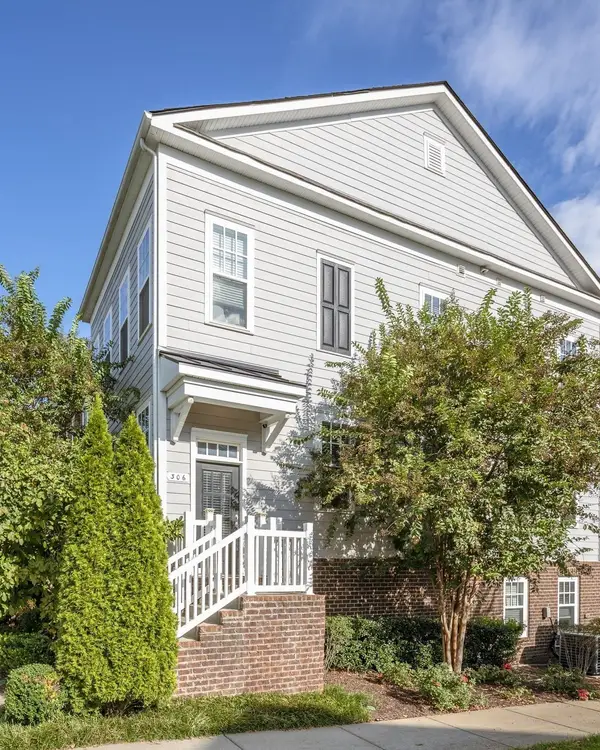 306 Kara Ln, Nolensville, TN 37135