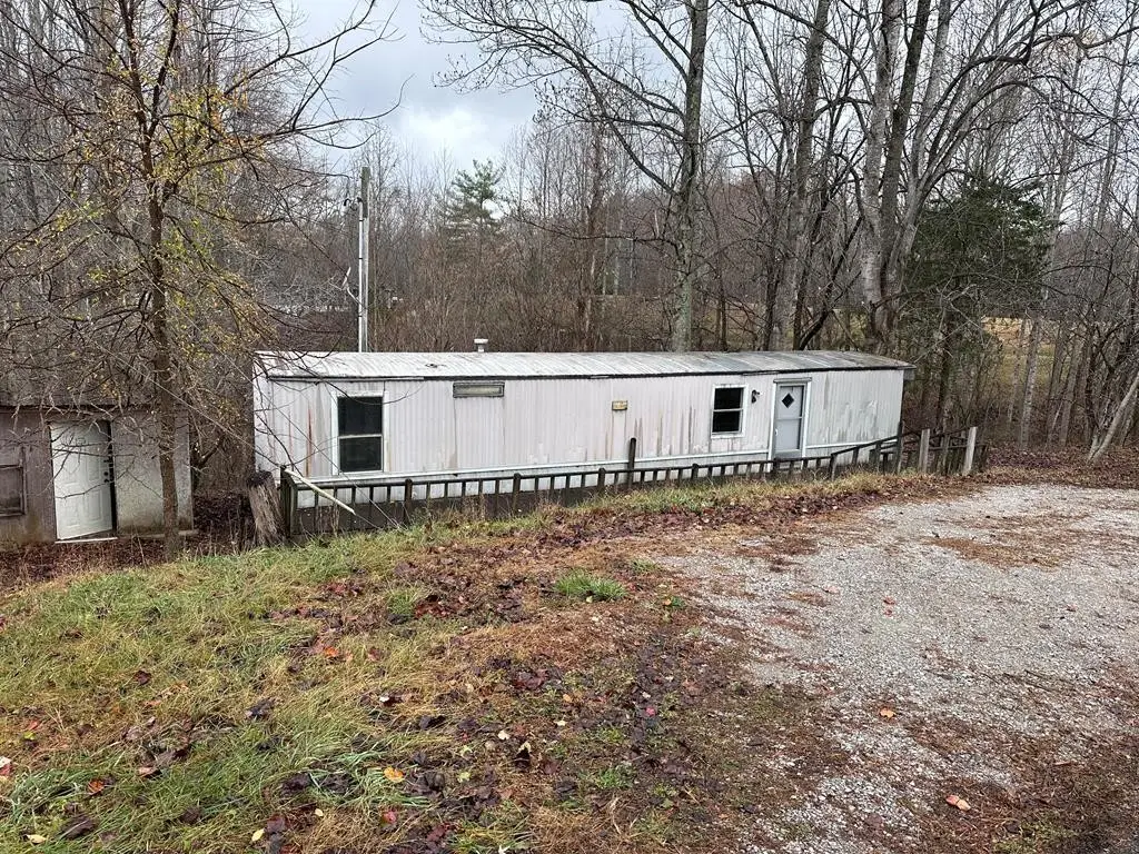 6430 Sulfur Ridge Rd, Bloomington Springs, TN 38545 - #1