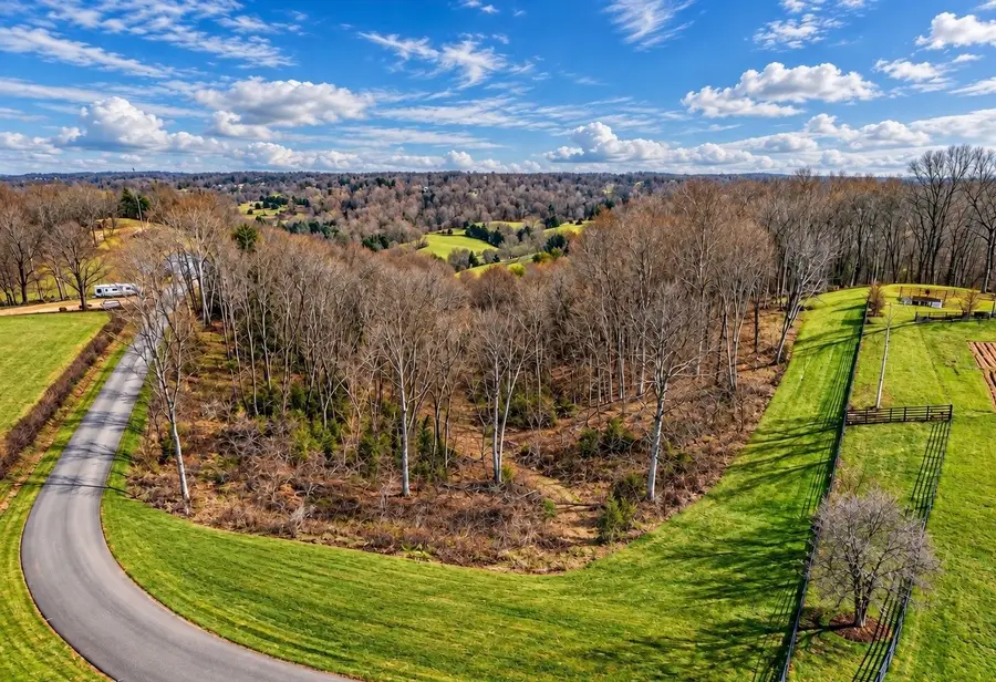 7 Goosebranch Rd, Lynchburg, TN 37352 - #3
