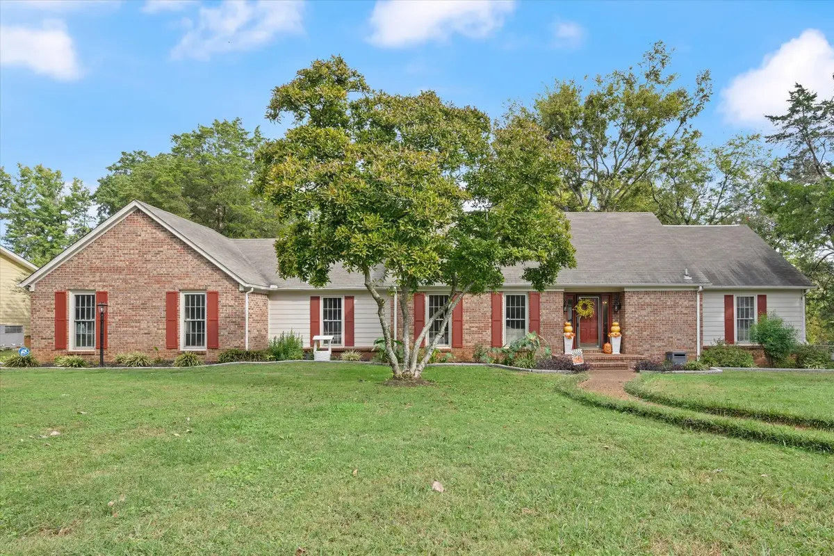 1706 Haynes Dr, Murfreesboro, TN 37129 - #1