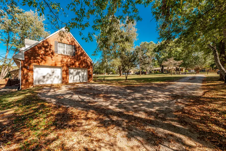 552 Hollerman Ln, Gallatin, TN 37066 - #2