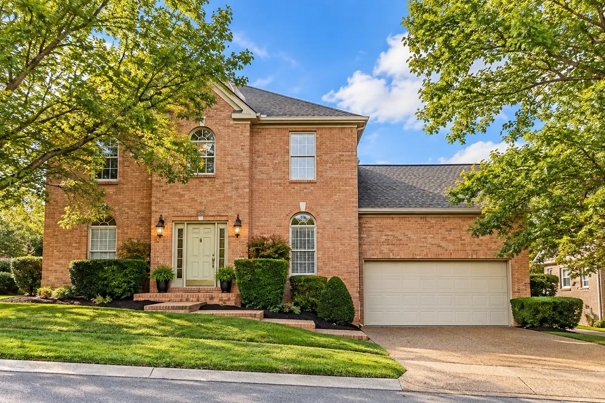 143 Middleboro Cir, Franklin, TN 37064 - #1