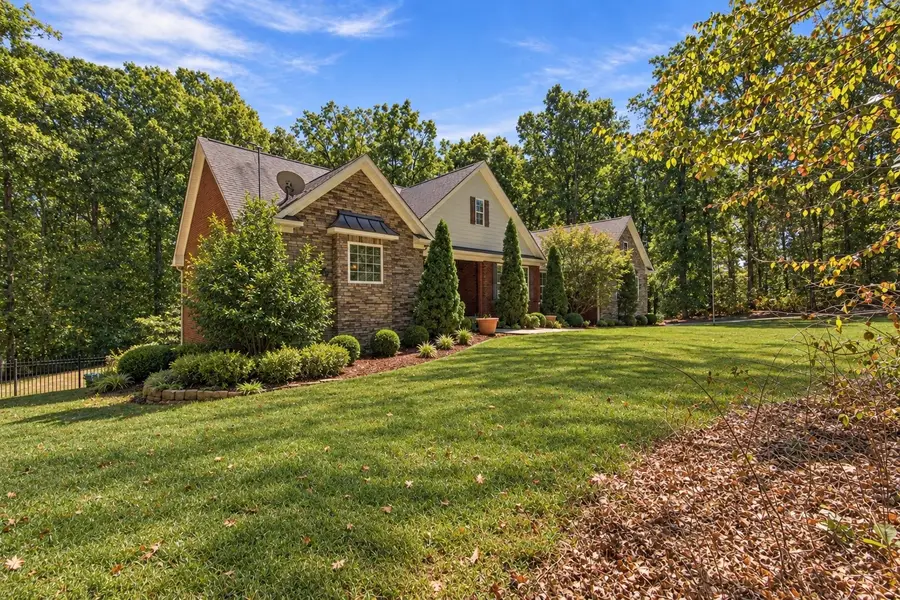 5751 Pinewood Rd, Franklin, TN 37064 - #2
