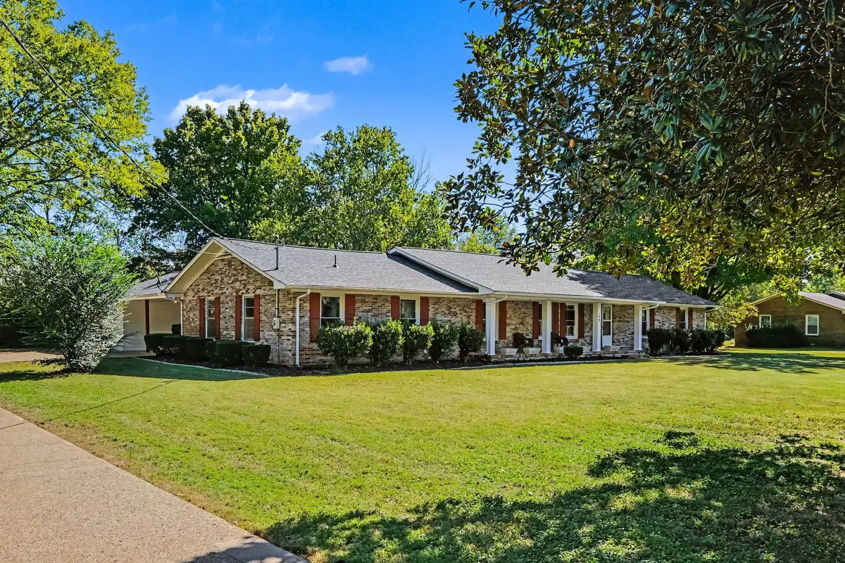 146 W Clearview Dr, Murfreesboro, TN 37128 - #1