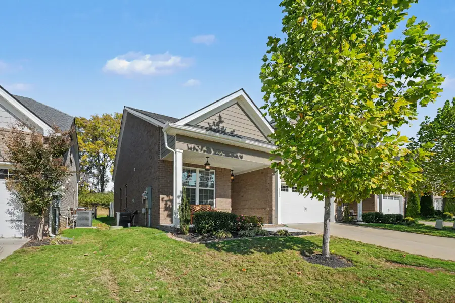 810 Sunset View Dr, Hermitage, TN 37076 - #3