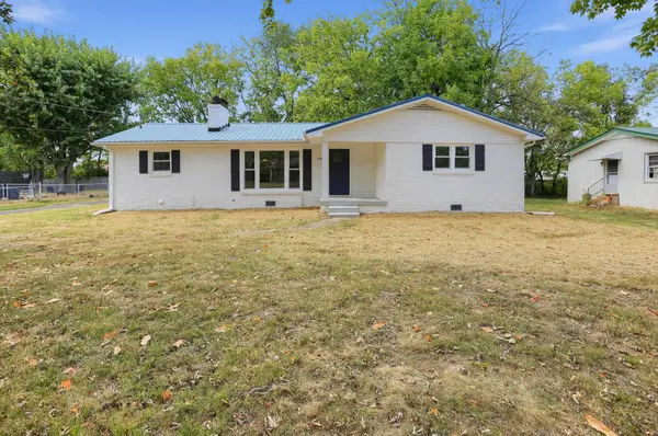 230 N Electra St, Gallatin, TN 37066