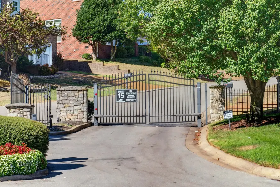 426 Old Towne Dr, Brentwood, TN 37027 - #3