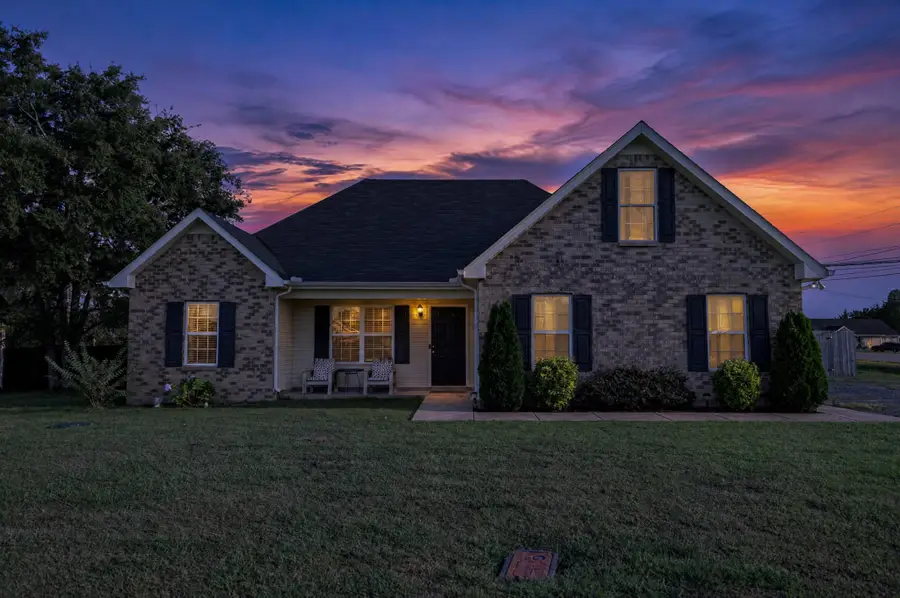 609 Fall Creek Dr, Murfreesboro, TN 37129 - #2