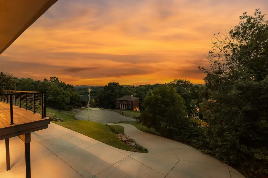 6045 Woodland Hills Dr, Nashville, TN 37211 - #3