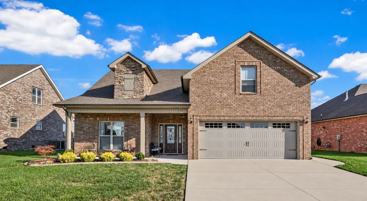688 Jersey Dr, Clarksville, TN 37043 - #1