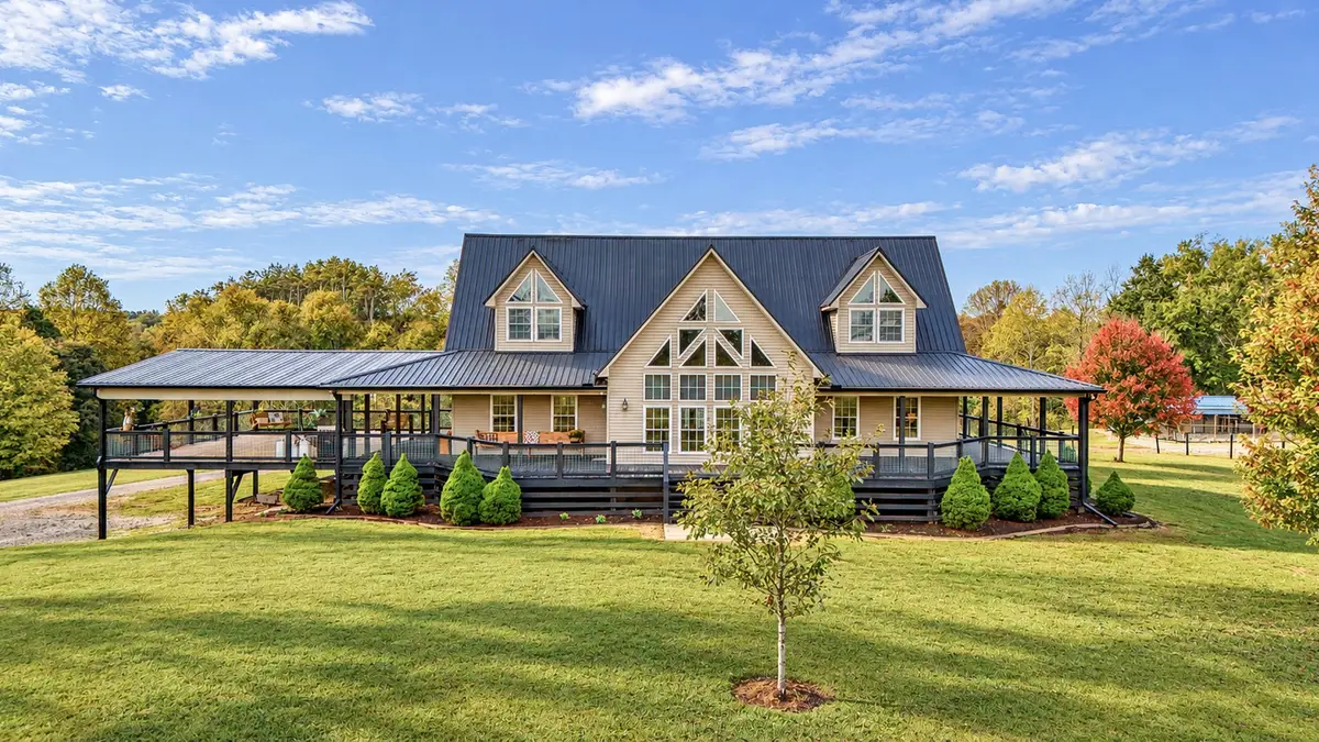 1633 Squire Lyles Rd, Scottsville, KY 42164 - #1
