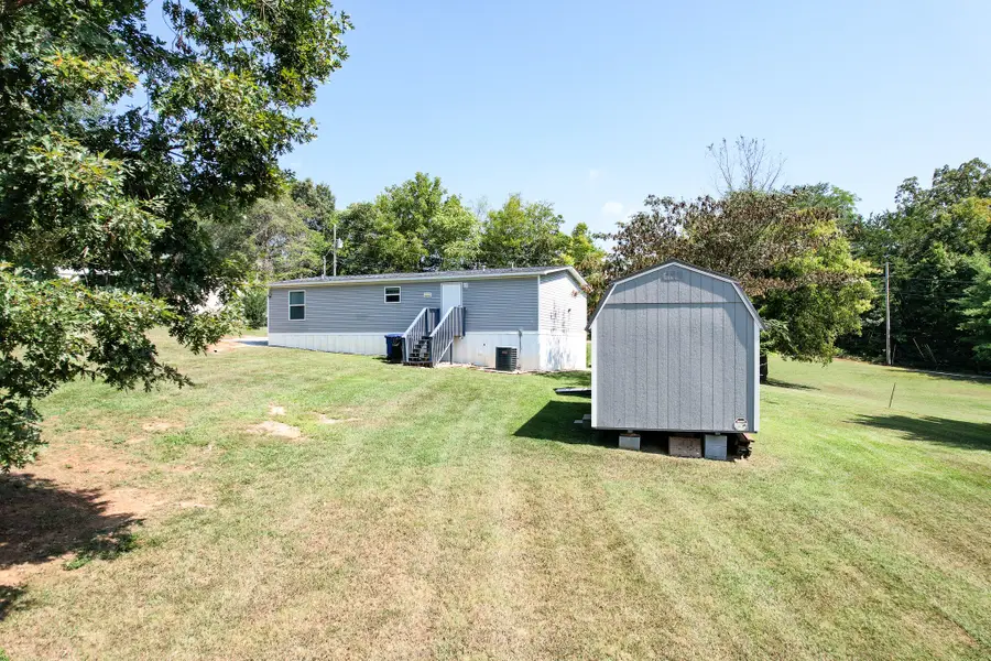 1342 High St, Dandridge, TN 37725 - #3