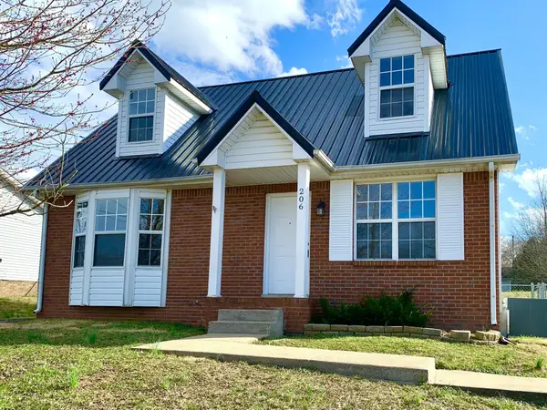 206 Mark Spitz Dr, Clarksville, TN 37042
