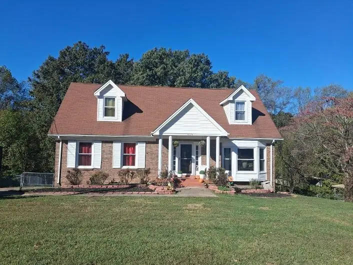1024 Foxmoor Dr, Clarksville, TN 37042 - #2