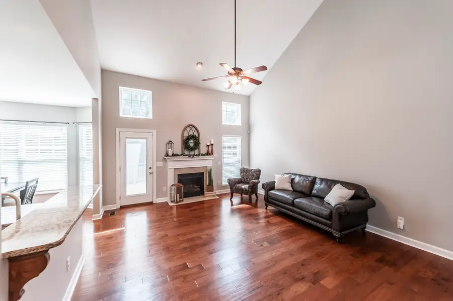 2054 Katherine Dr, Goodlettsville, TN 37072 - #2