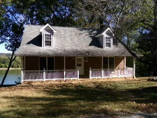 434 Hickman Shores Rd, Dover, TN 37058