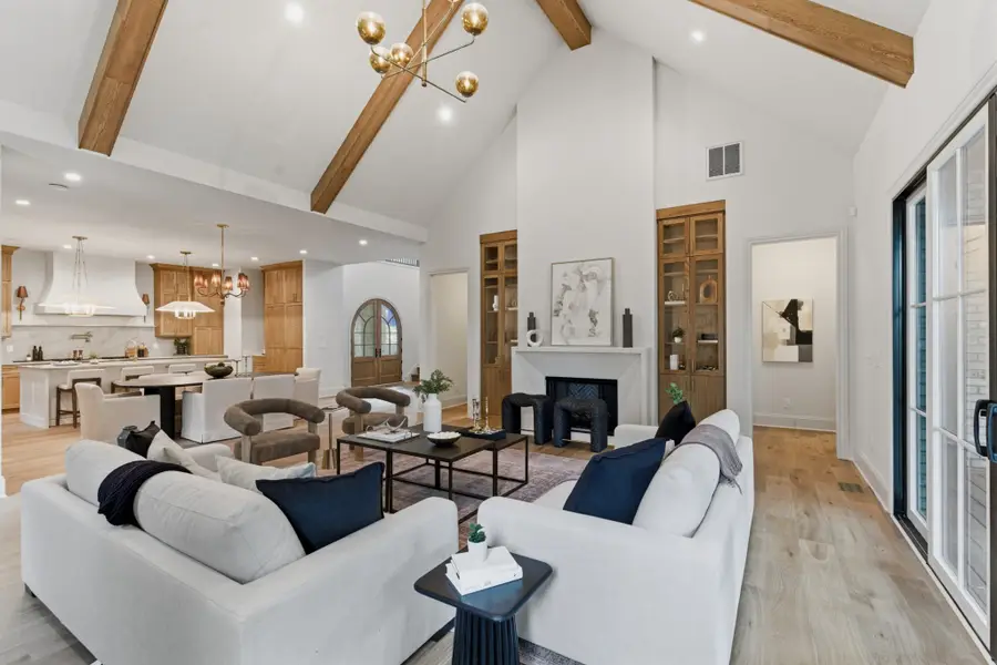 1006 Rodney Dr, Nashville, TN 37205 - #2